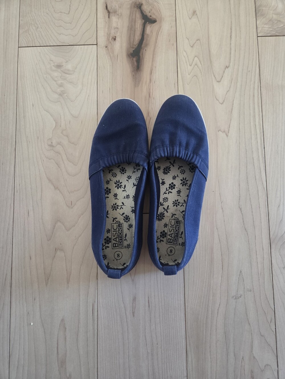 Basic Editions Women's Blue Flats US 8